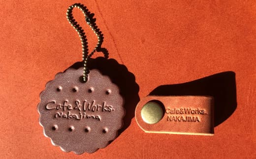 5-7 【年内発送12月15日入金まで】クッキーホルダー(ブラウン)・本革ケーブルクリップセット【レザークラフト】 within2025