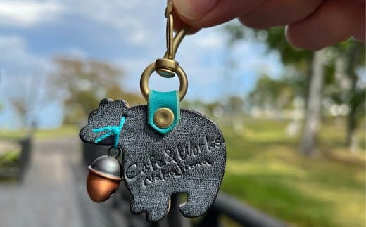 10-507 【年内発送12月15日入金まで】くまチャーム キーホルダー(ブラック) within2025