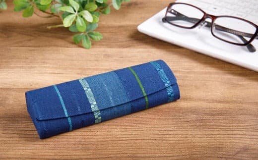 ★4種類から選択できます!★<機織工房しよん>メガネケース - 手織り ハンドメイド 手仕事 伝統技法 メンズ レディース 生活雑貨 眼鏡 収納 めがね 沖縄県 八重瀬町 (管理コード:CC006)