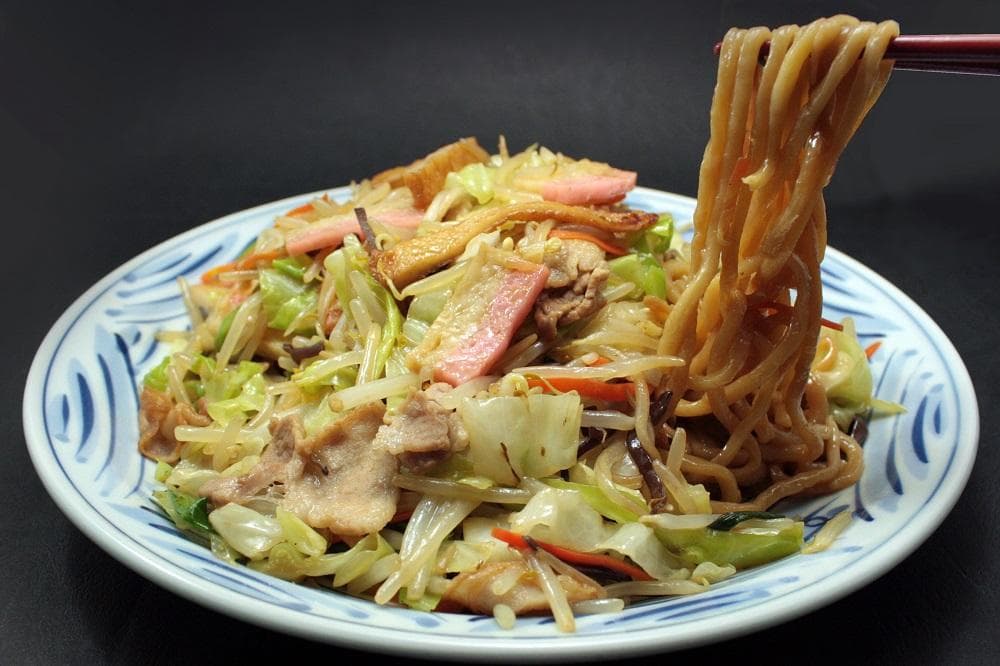 老舗博多皿うどん店よりお届け 福新楼の冷凍博多皿うどん