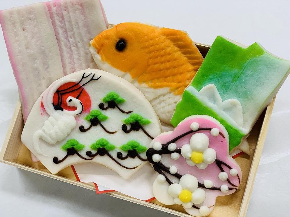 【博多伝統のかまぼこ】博多春冠(大)