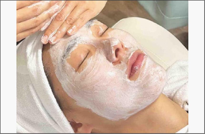 ルナレーナ うるおい持続フェイシャルケア1回コース(約1時間)<福岡市内にて提供>