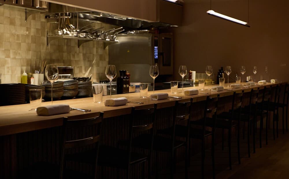 【神泉 イタリアン ess.】個室貸切プラン(6名様) 158003 【東京 渋谷 レストラン 食事券 食事チケット イタリア料理 ワイン】 (管理コード: 158003)